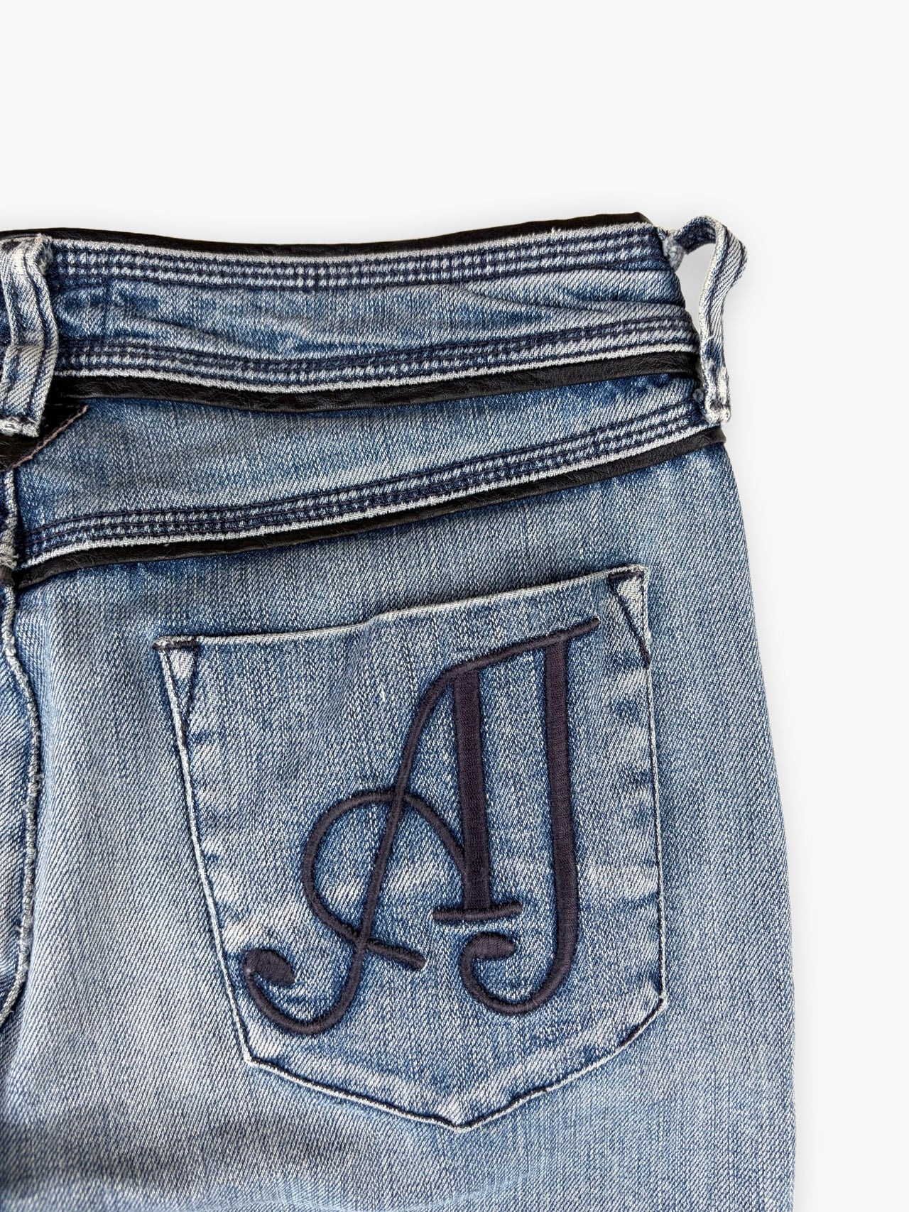 2000s Women’s Armani Capri Shorts