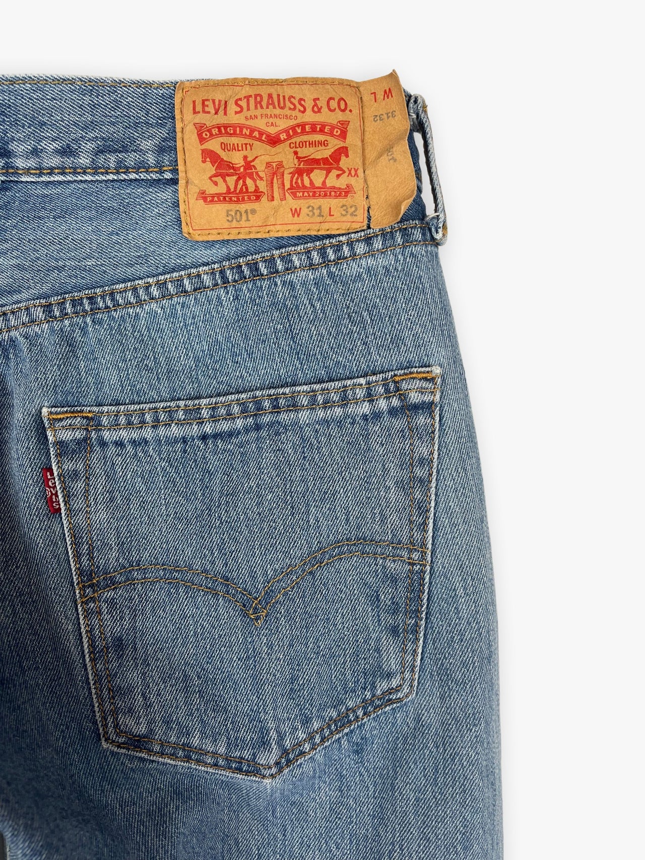 Levis 501 Straight Leg Jeans