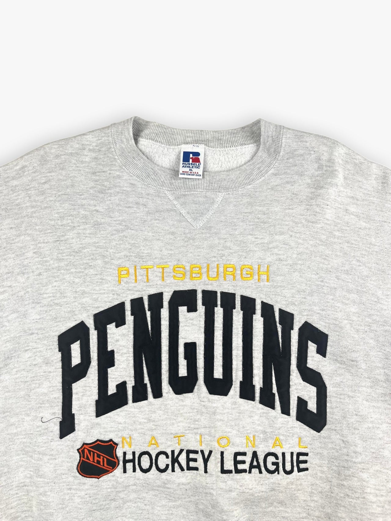 1990s Russell Athletic Pittsburgh Penguins Sweatshirt