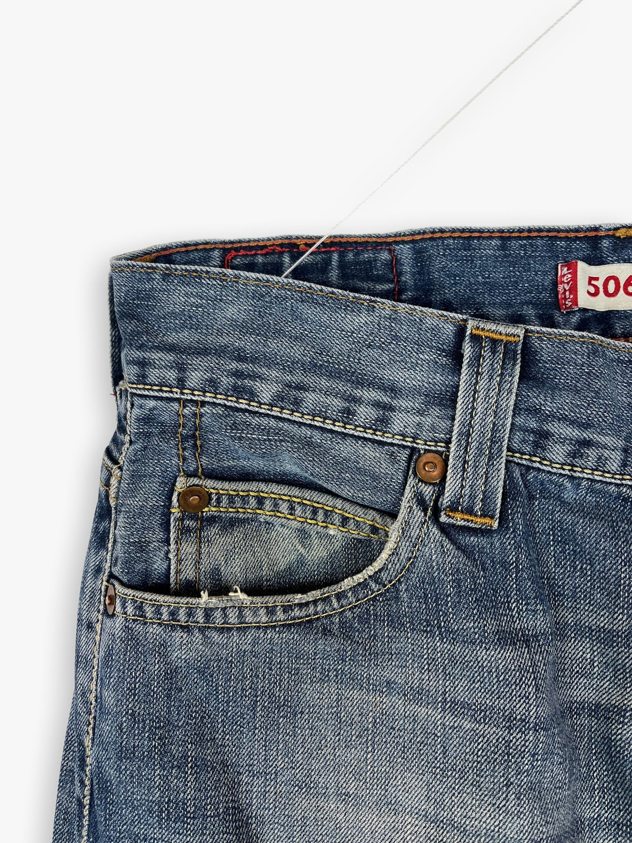 2000s Levi’s 506 Standard Straight Leg Jeans