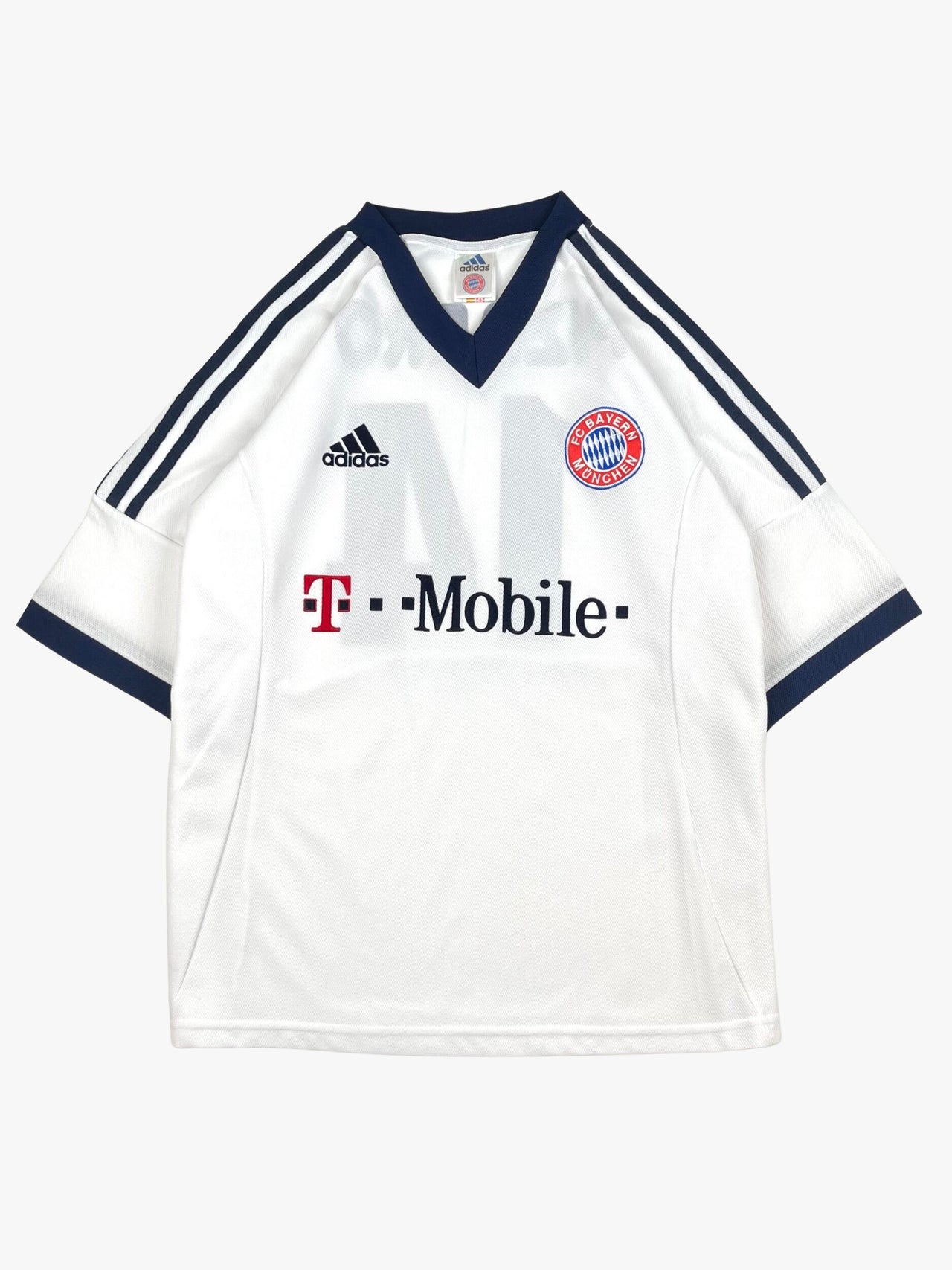 2000's Replica Adidas Bayern München Claudio Pizarro Away Kit Shirt